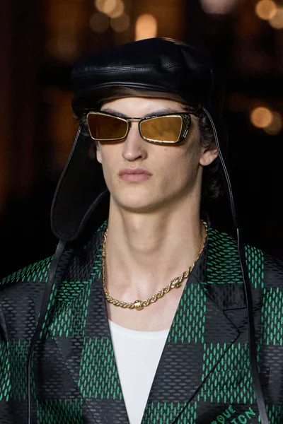 Look 81